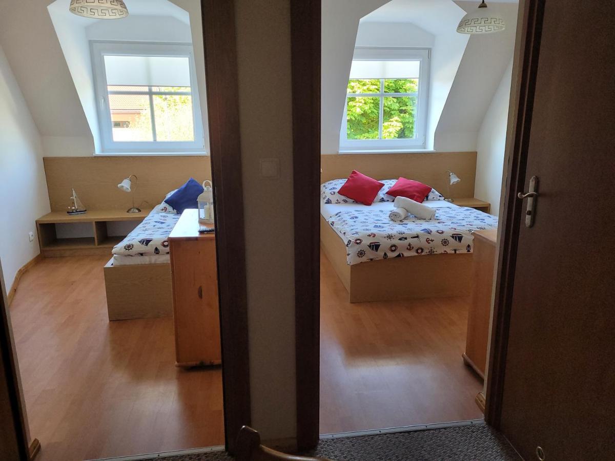 Dom Wczasowy Pod Zegarem ウェバ 部屋 写真